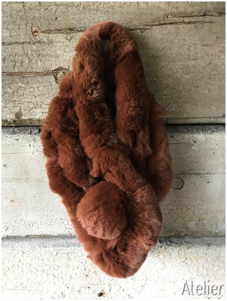 Rust Fur Pom Pom Collar