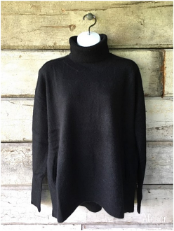 Polo Neck Jumper with Pockets in Black